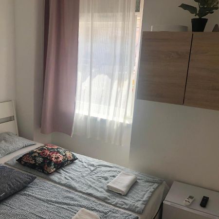 Bella Fiore Mini Rooms 3 Budapest Exterior foto
